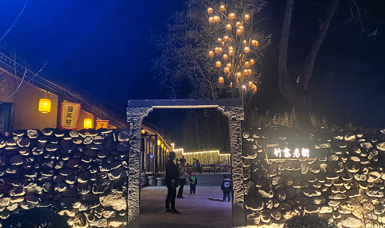 信阳朱寨风景区夜景亮化实景图