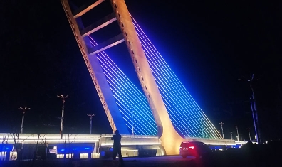 桥梁做亮化工程的重要性